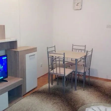 Sedika Apartman *